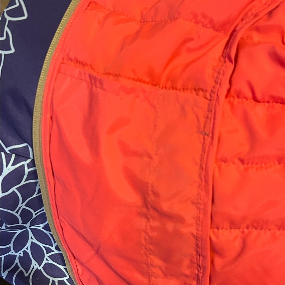 Amazon Essentials Leopard Print Puffer Jacket - Picture 6 of 6